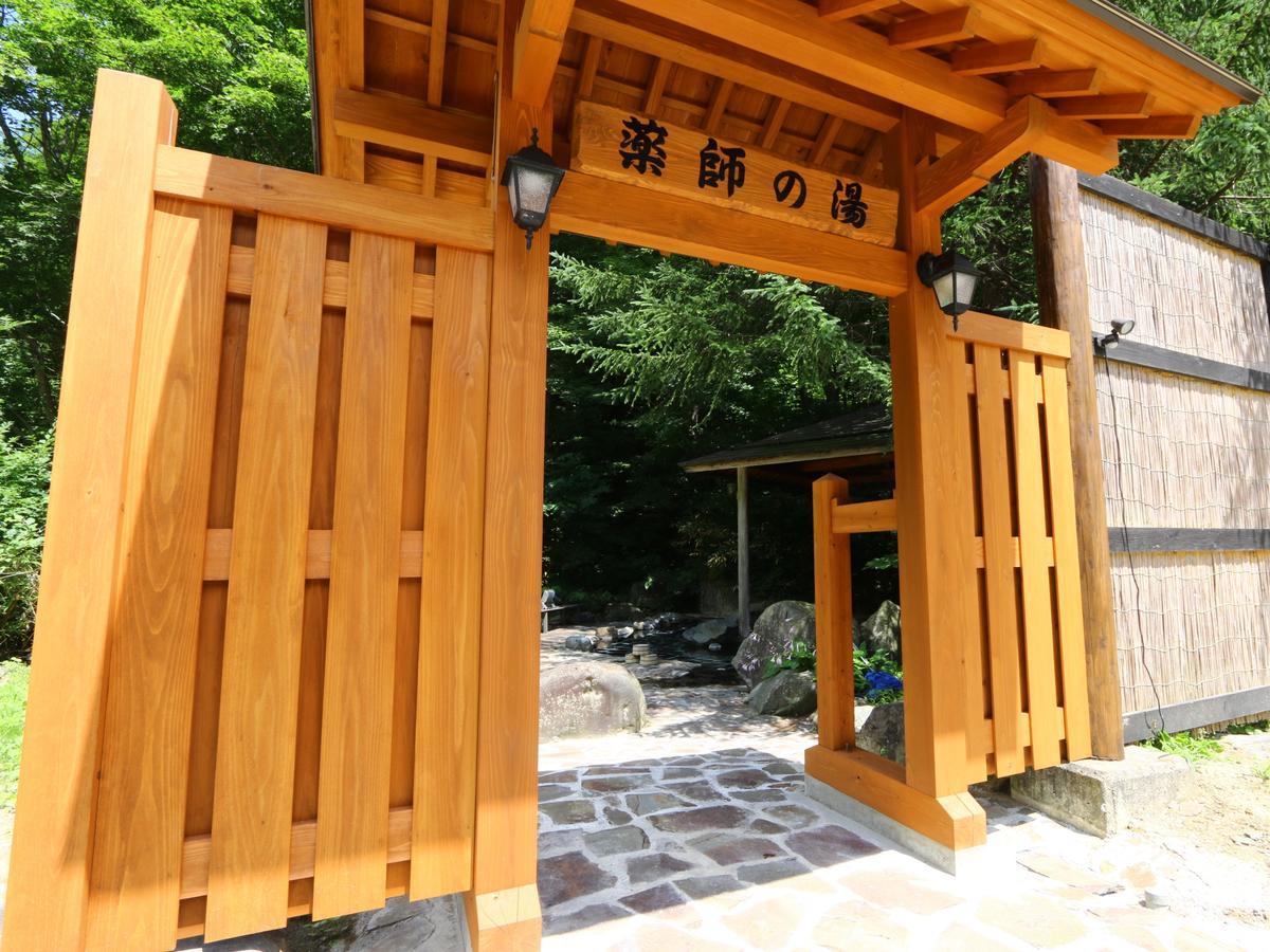 Kiriake Riverside House Hotel Nagano Exterior foto