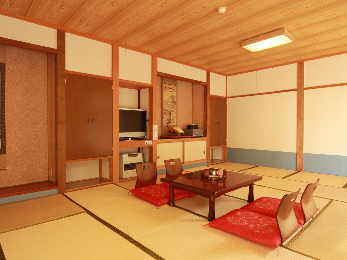 Kiriake Riverside House Hotel Nagano Exterior foto